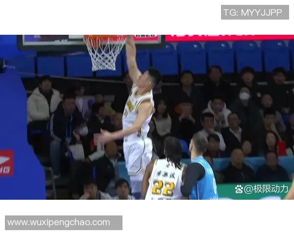 CBA广厦与上海激战现场视频回顾精彩瞬间与精彩表现分析