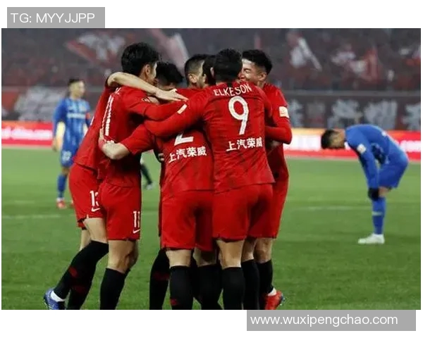 上港与全北佩雷拉激战在即球迷期待精彩对决与胜利时刻